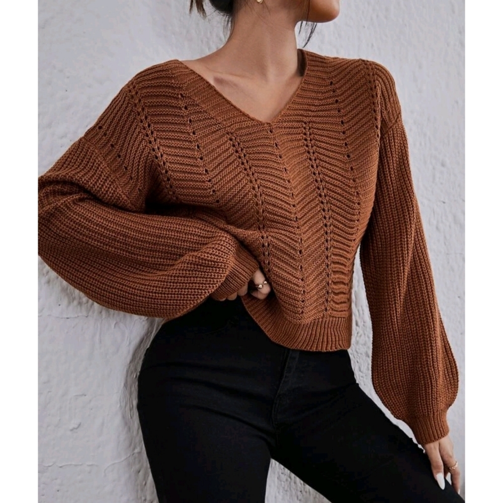 V Neck Bishop Sleeves Knit Sweater - Picture 4 of 6